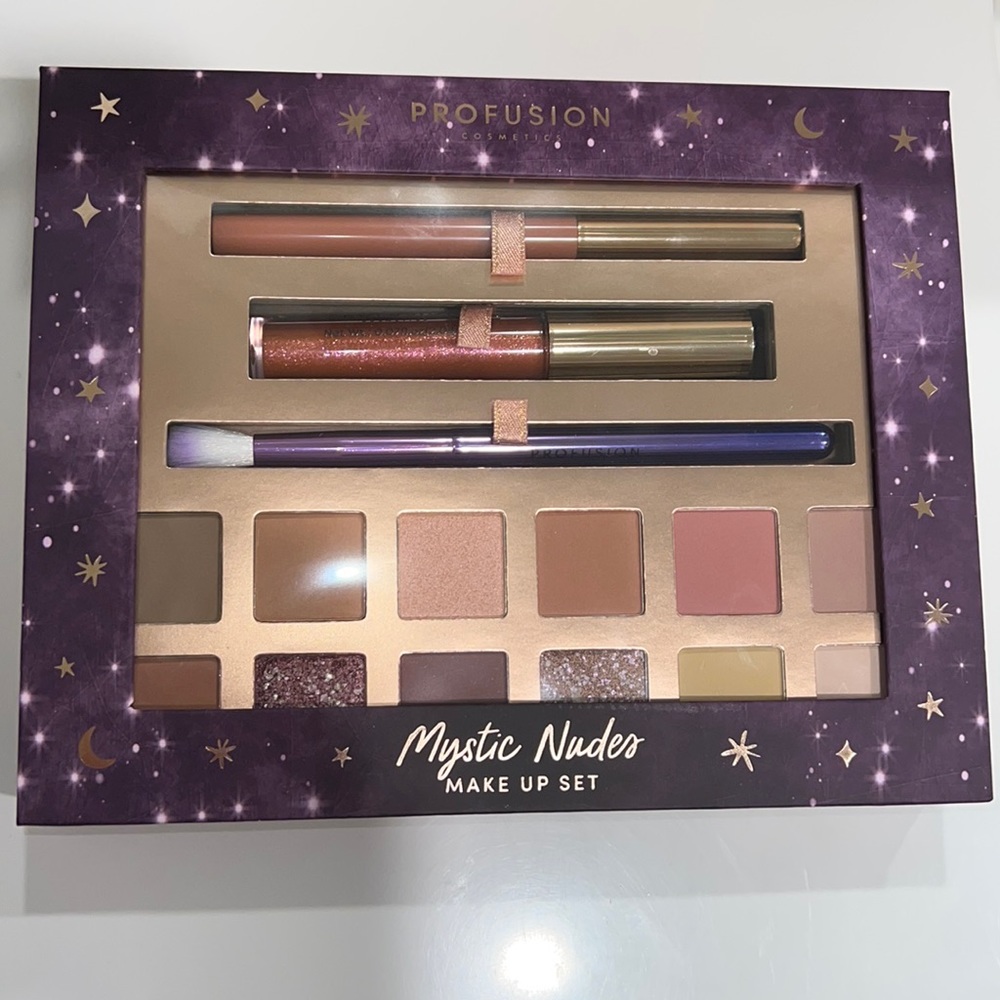 Make up set/ NEW